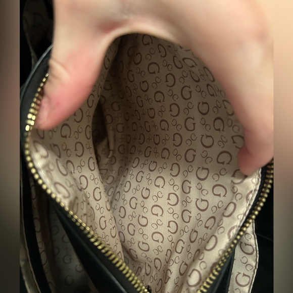Guess Black Satchel Handbag - Picture 4 of 9